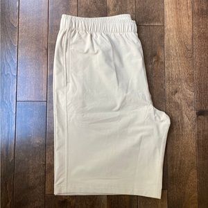 Myles Everyday Short